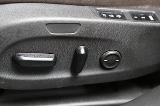 Halvkombi Opel Insignia 11 av 25