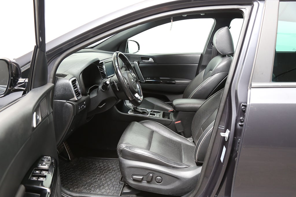 Kia Sportage 2,0 CRDi 185hk GT-Line AWD Panorama Skinn Motorv Drag 2016