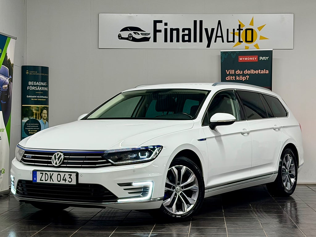 Volkswagen Passat Variant GTE 1.4 TSI ACT GTE R-Line Euro6 NY-SER/NY-BES 