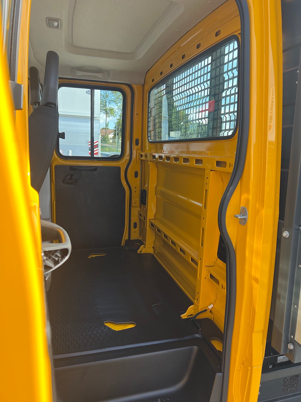 Iveco Daily 42S14E Dubbelhytt, El-Bil