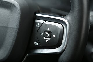 SUV Volvo XC40 17 av 30