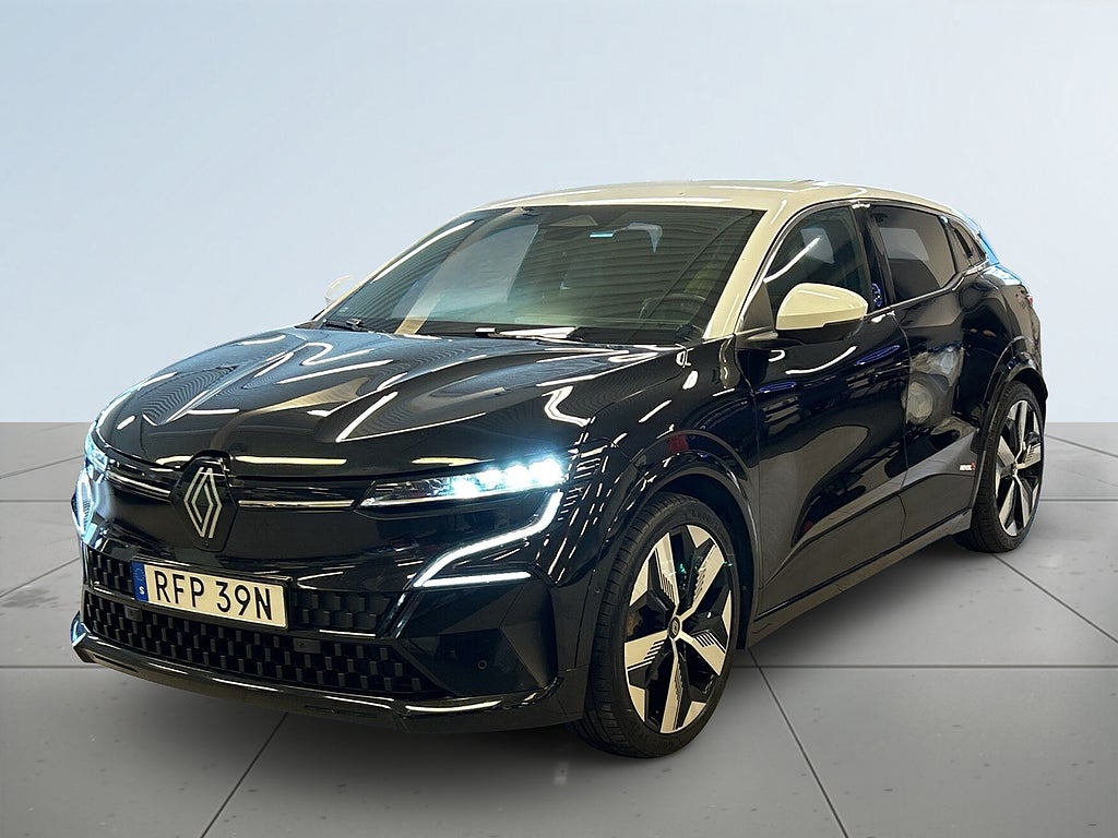 Renault Mégane E-TECH 60 kWh Euro 6 Adaptiv Fart/360/Navi/Rattvärm/SoV-Däck
