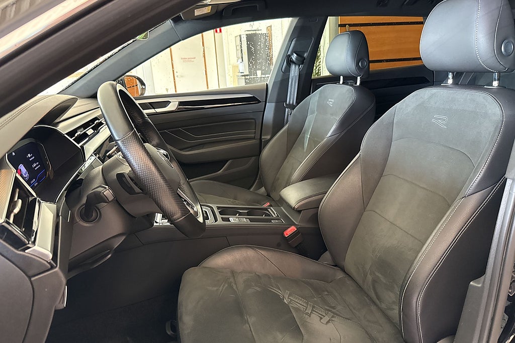 Volkswagen Arteon Shooting Brake 2.0 TDI 4Motion R-Line Drag Värmare Kame miniatyr 11