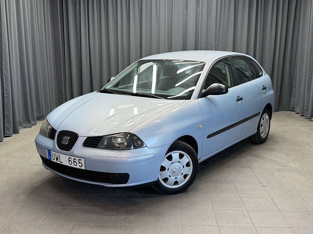 Seat Ibiza 5-dörrar 1.4 MPI 16v Lågmil