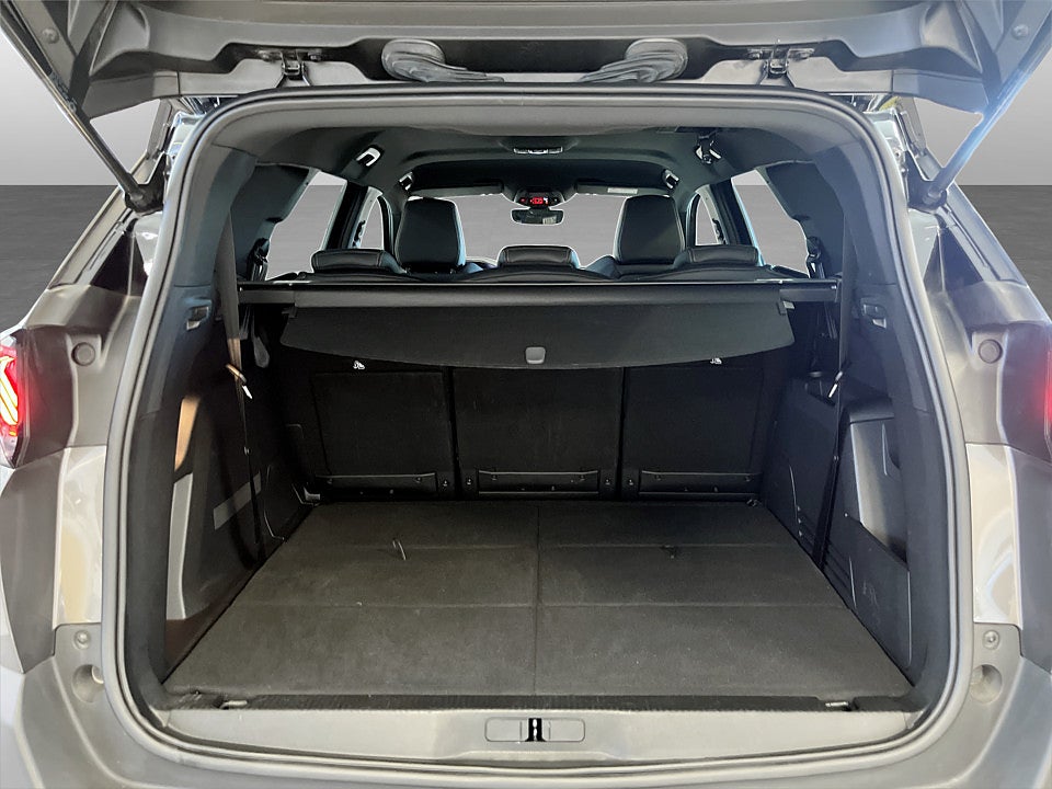 Bild på Peugeot 5008 GT 1.2 PT 130hk Aut 7-SITS B-KAMERA CARPLAY