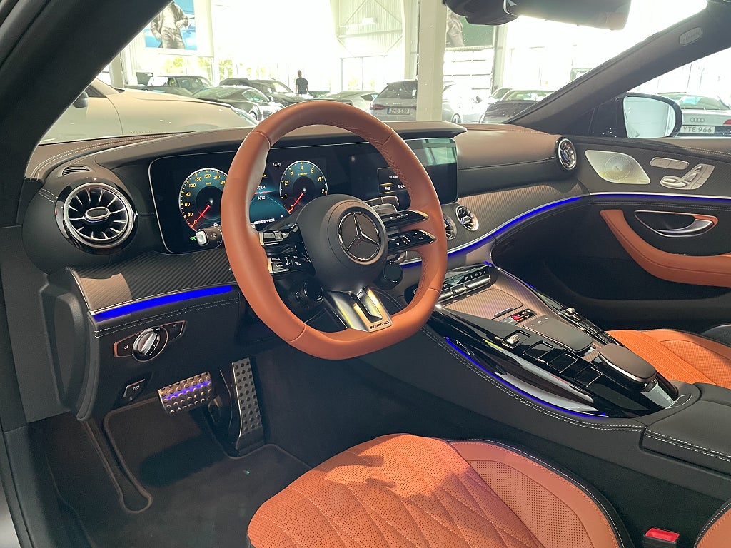 Mercedes-Benz AMG GT 63 S 2024 - miniatyr 12