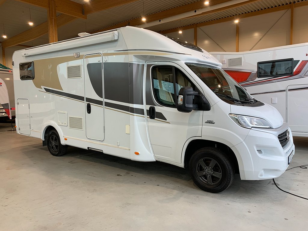 T 334 - Carado T 334 / AC / Solcell / Micro / Vinterdäck / Under 7m