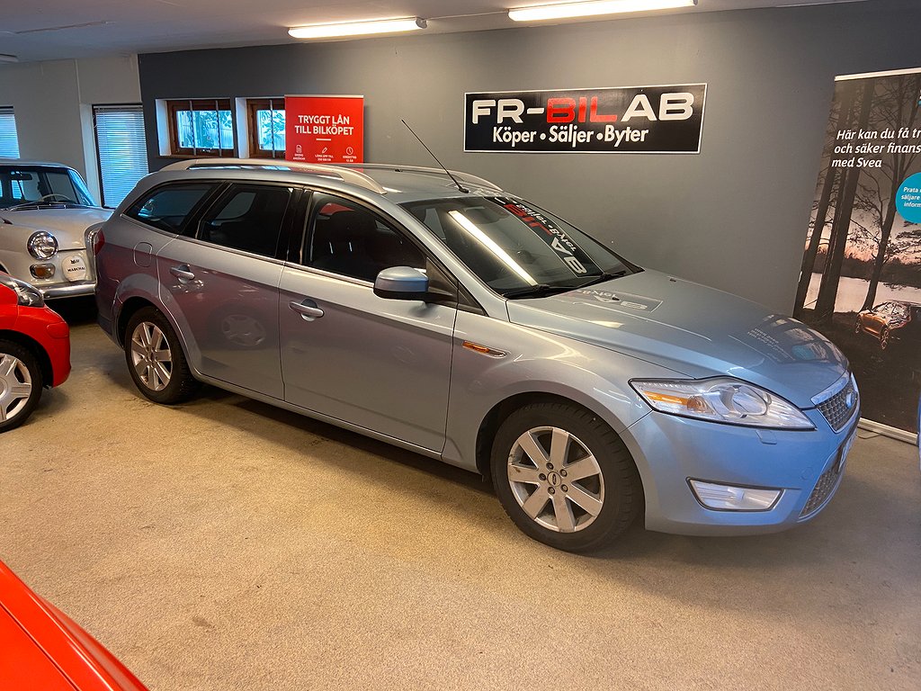 Ford Mondeo  2.5 Titanium besiktigad