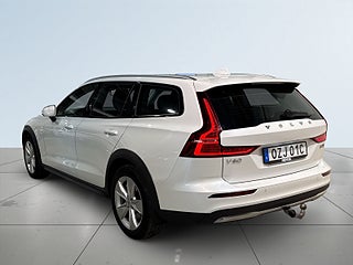 Volvo V60 Cross Country B4 AWD Drag GPS Skinn Kamera Pvärm S/V-hjul