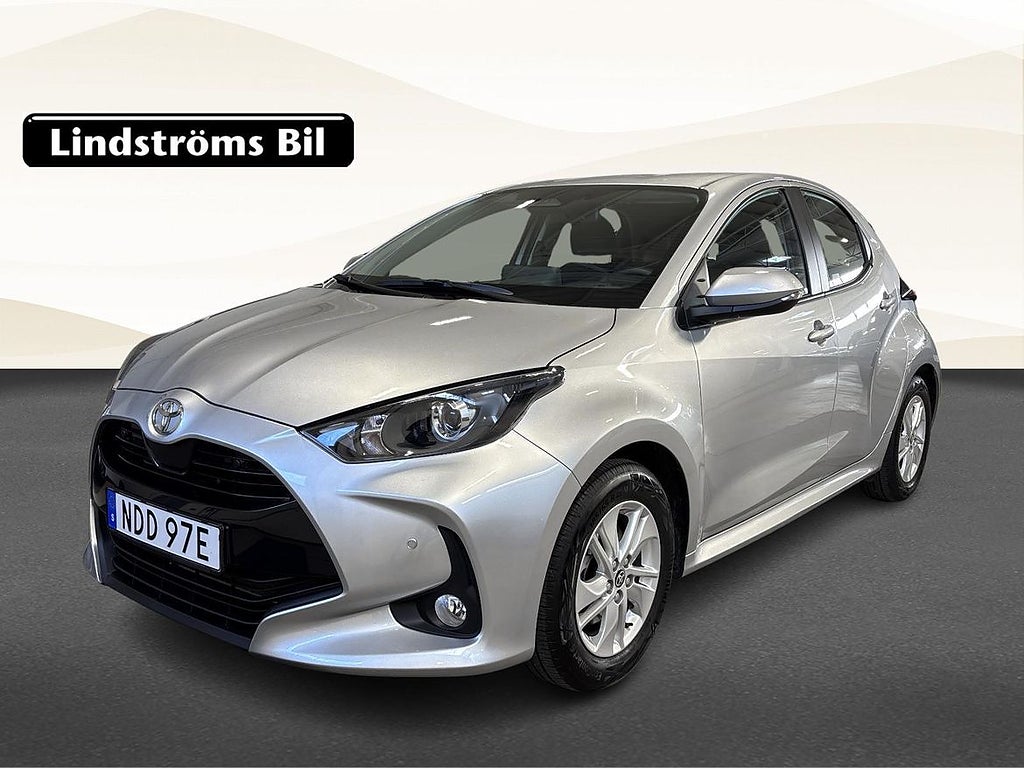 Toyota Yaris 1,5 HYBRID 115 5D ACTIVE KOMFORTPAKET OCH P-...