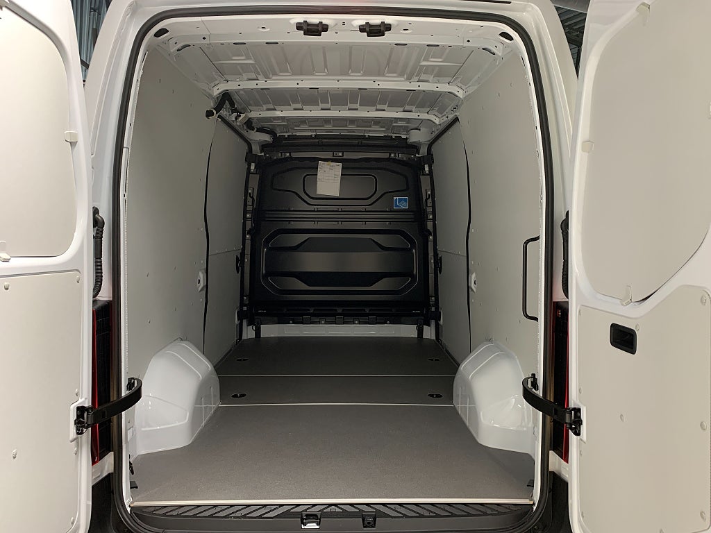 Nissan Interstar TEKNA | L2H2 | Diesel | I lager! 2026