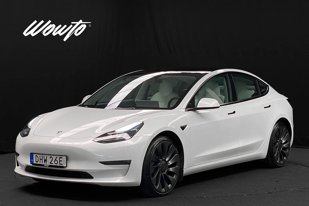 Tesla Model 3 AWD Performance 513HK / Autopilot / Sv-Såld