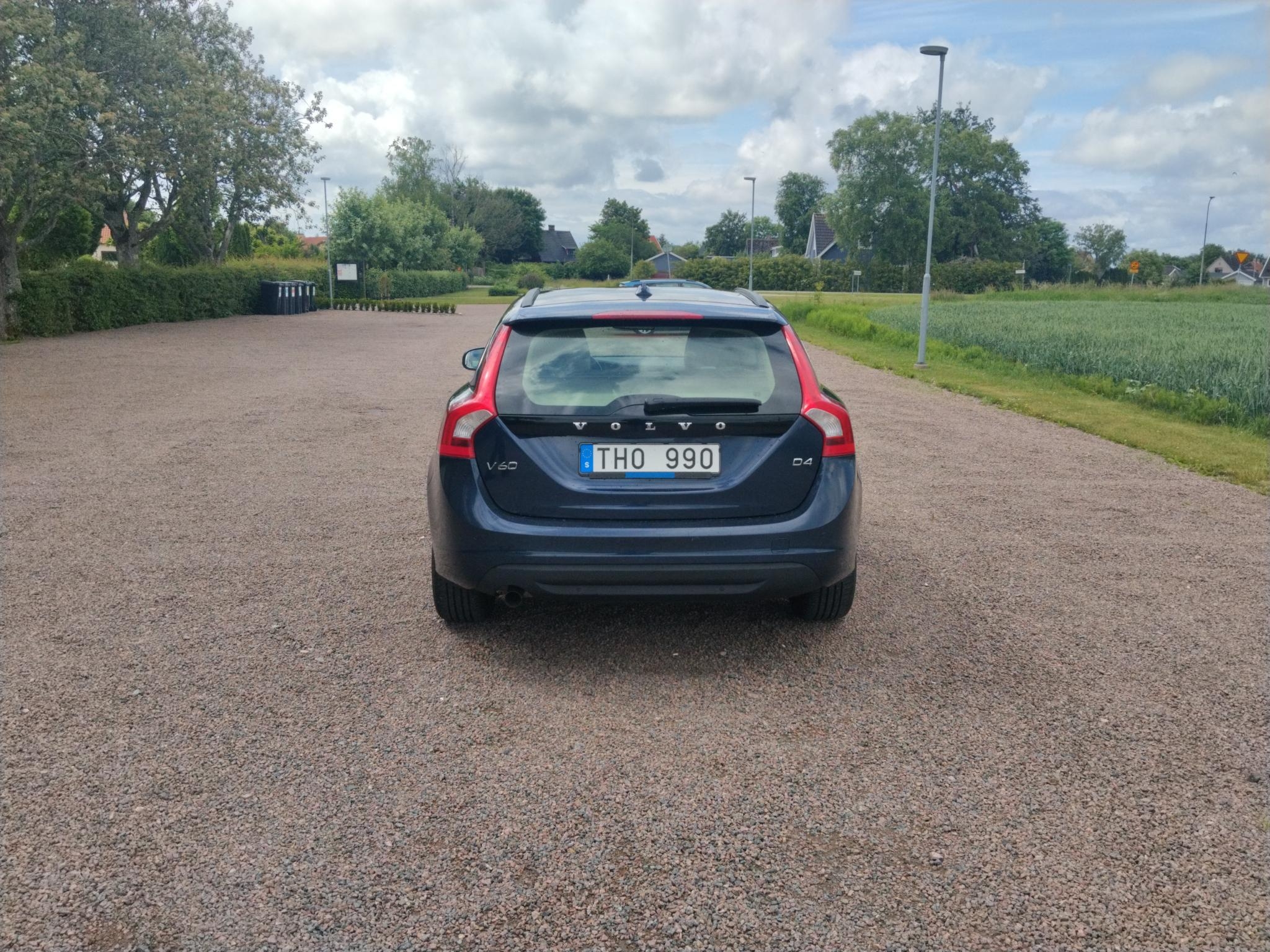Volvo V60 D4 Momentum Fullservad 2013, bild 4/43