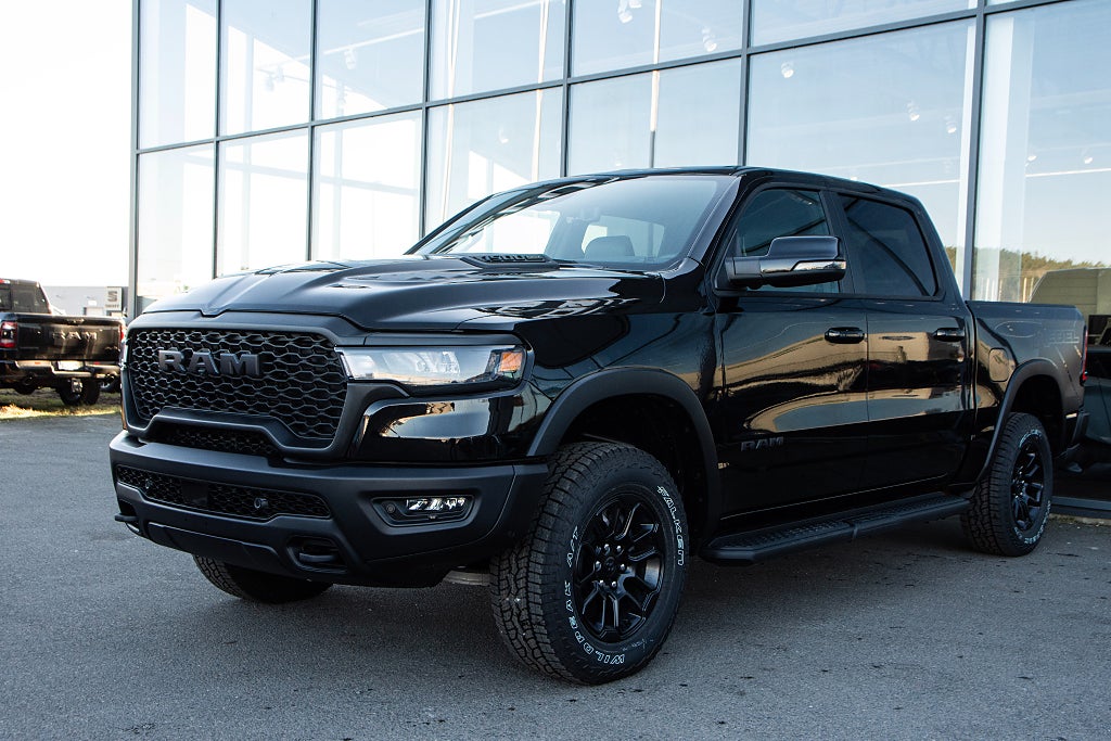 Dodge RAM 1500 Rebel Premium 426 hk E85 LÅG SKATT Omgående lev