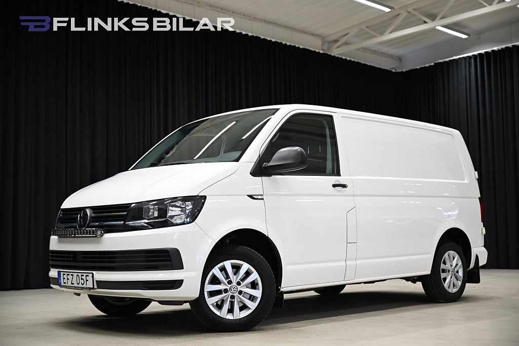 Volkswagen Transporter DSG 150HK V-Inredd|Nedlackad|Drag|Värmare|EnÄgare|Moms