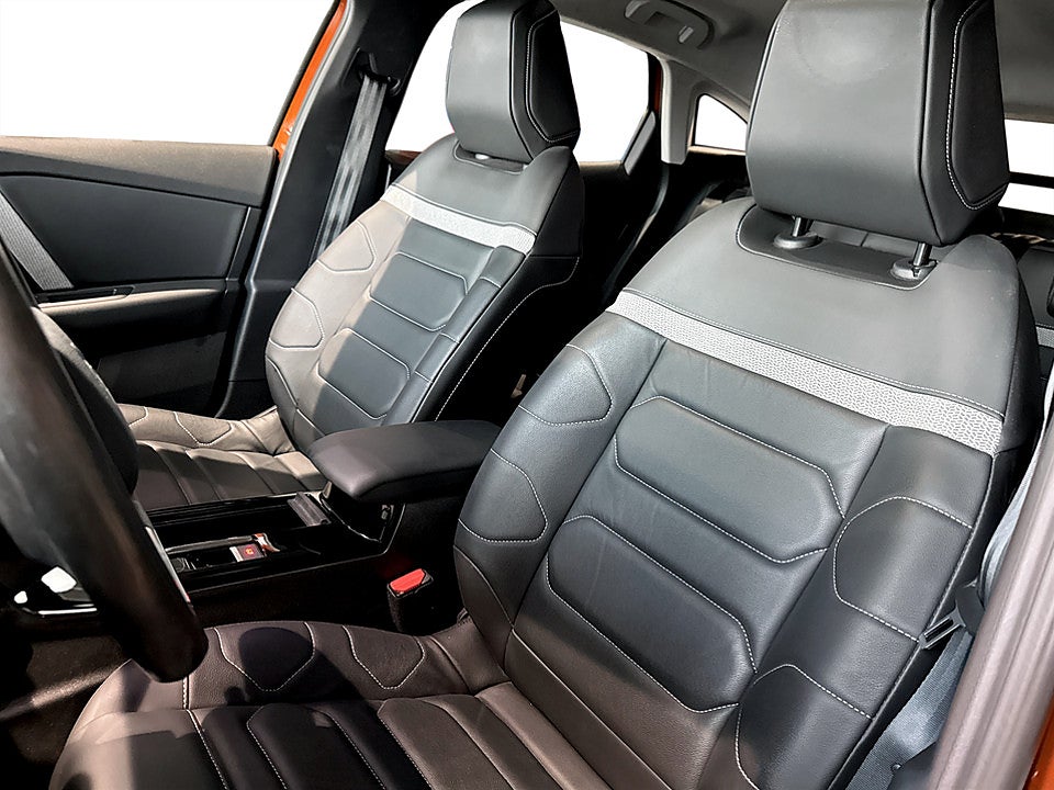 Bild på Citroën C4 Shine Exclusive 1.2 PT 155hk Aut BLUETOOTH