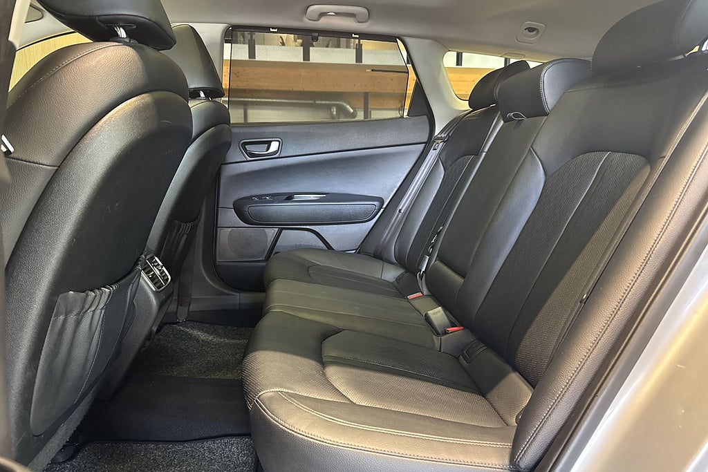 Kia Optima Sport Wagon Plug-in Hybrid Advance Plus