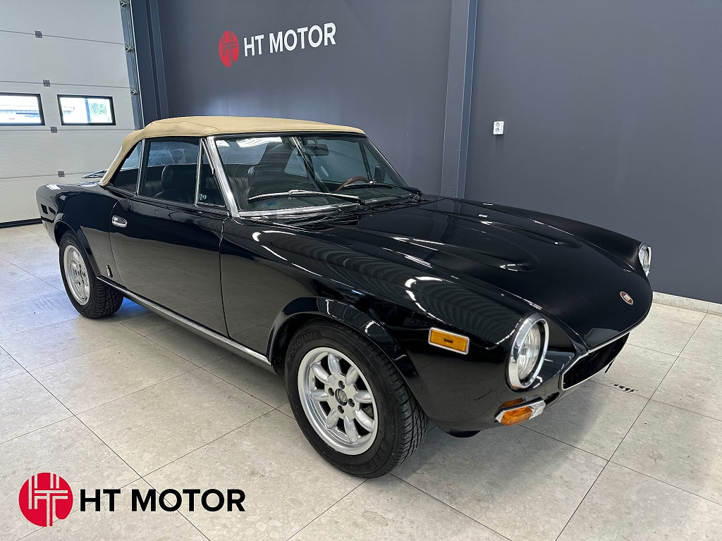 Fiat Spider Fiat Spider 124 Pininfarina 2000 (1981)