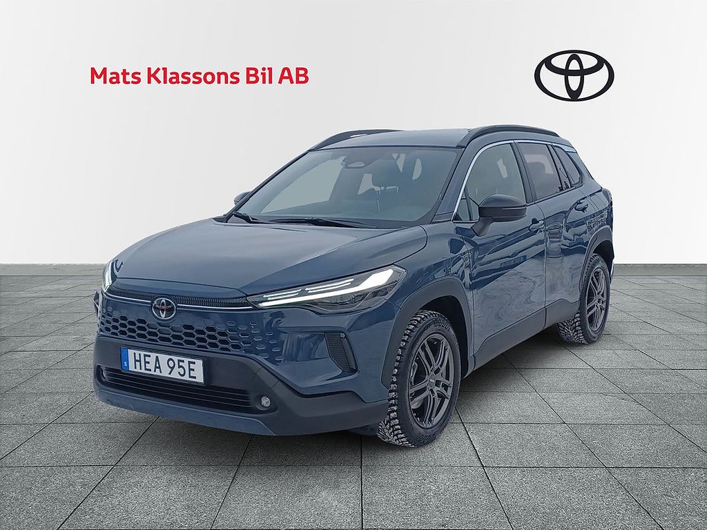 Toyota Corolla Cross Hybrid AWD-i Style, Vinterhjul