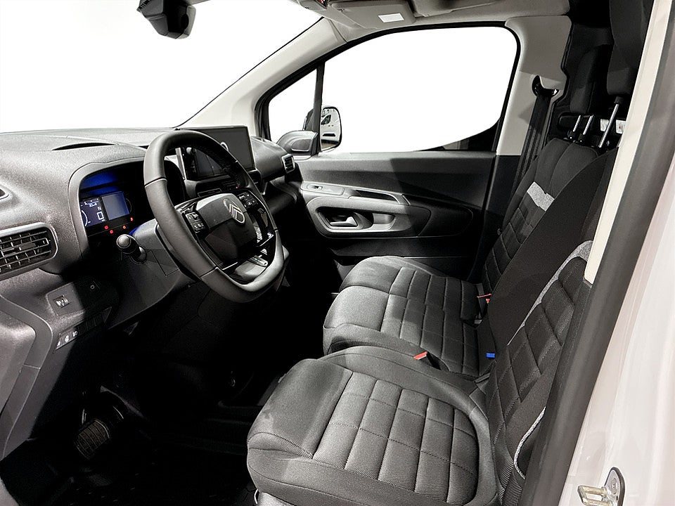 Bild på Citroën Berlingo 130hk Aut L2 - EDITION! SERVICE & V-HJUL INGÅR!