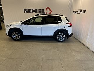 Peugeot 2008 1.2 SoV-däck/MoK-värm/Drag/Pano/1 Ägare/Lågskat