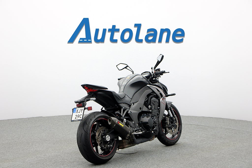Kawasaki Z1000 *Akrapovic Värmehandtag