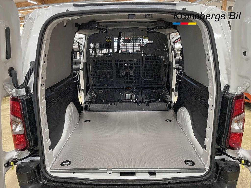 Peugeot Partner Crew Cab 130hk Diesel Automat *Demo*  – bild 11