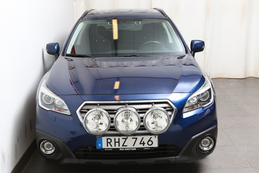 Subaru Outback 2,5i 175hk Base AWD Extraljus Motorv Drag 2016