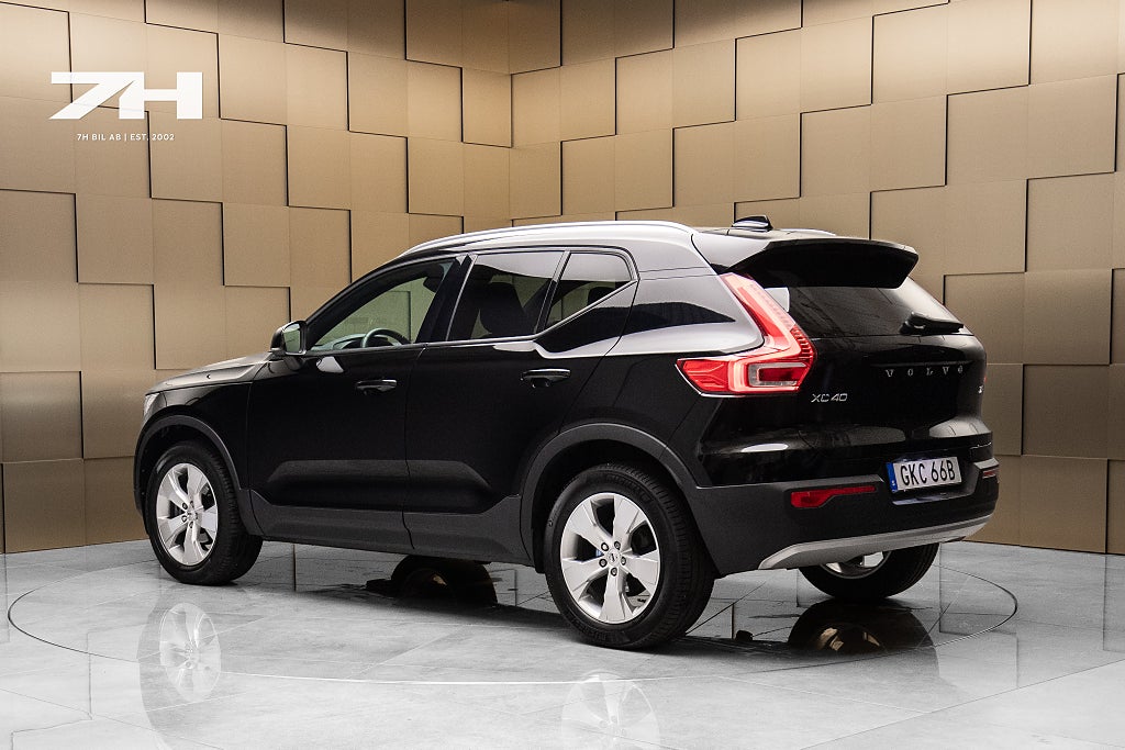 Volvo XC40 T2 / Harman Kardon / Värmare / Farthållare / Sensorer