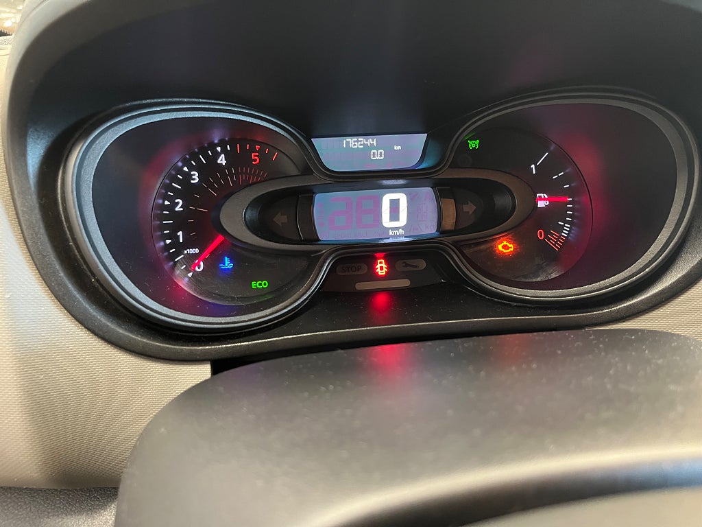 Renault Trafic Buss 2,7t 1,6dci 120hk 9-sits thumbnail