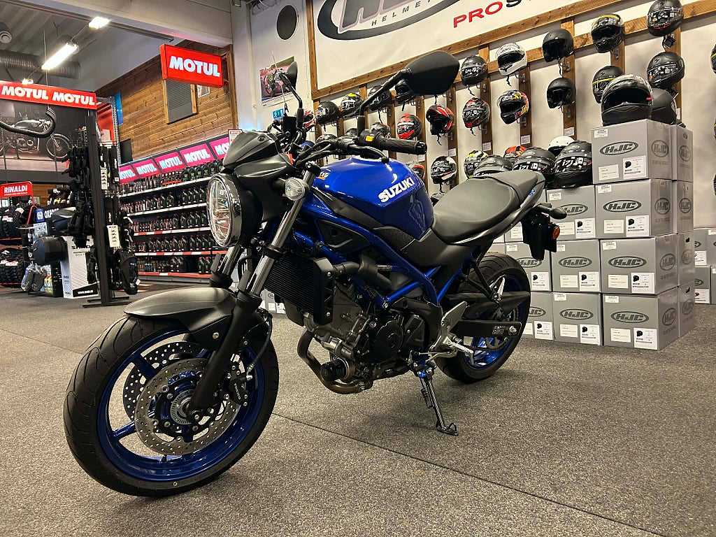 Suzuki SV650 