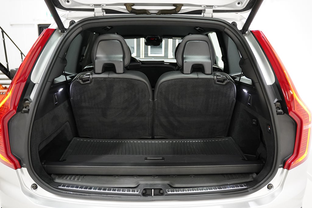 Volvo XC90 T5 AWD 250hk R-Design 7 sits B-kamera VOC RÄNTA 2,95%