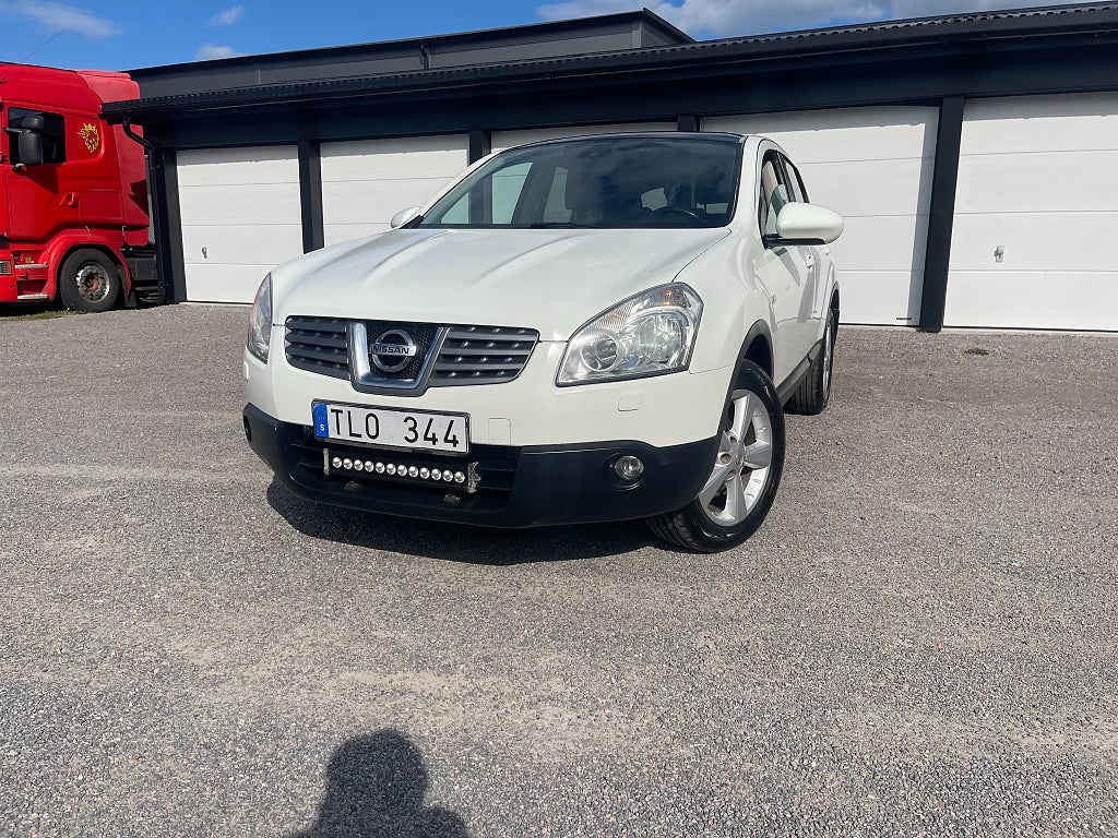 Nissan Qashqai 2.0 dCi 4x4 Nybes/Nyserv/Drag/Pano/Kamkedja