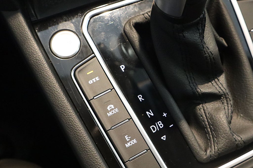 Bild på Volkswagen Passat GTE 1.4 TSI DSG 218hk Aut - B-KAMERA,CARPLAY,NAV