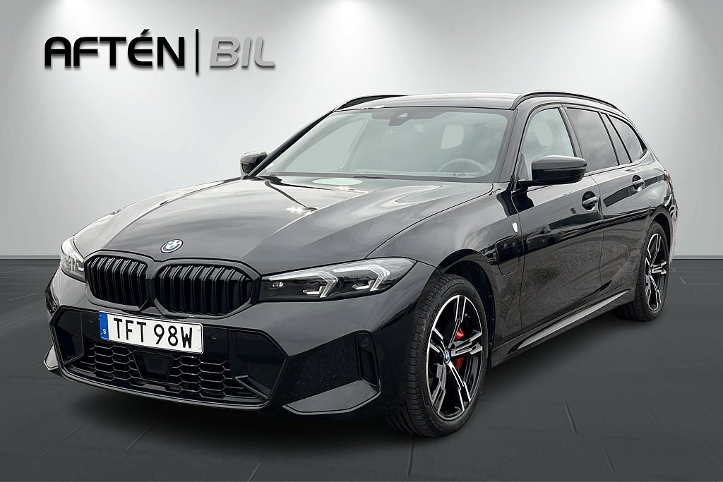 BMW 330e