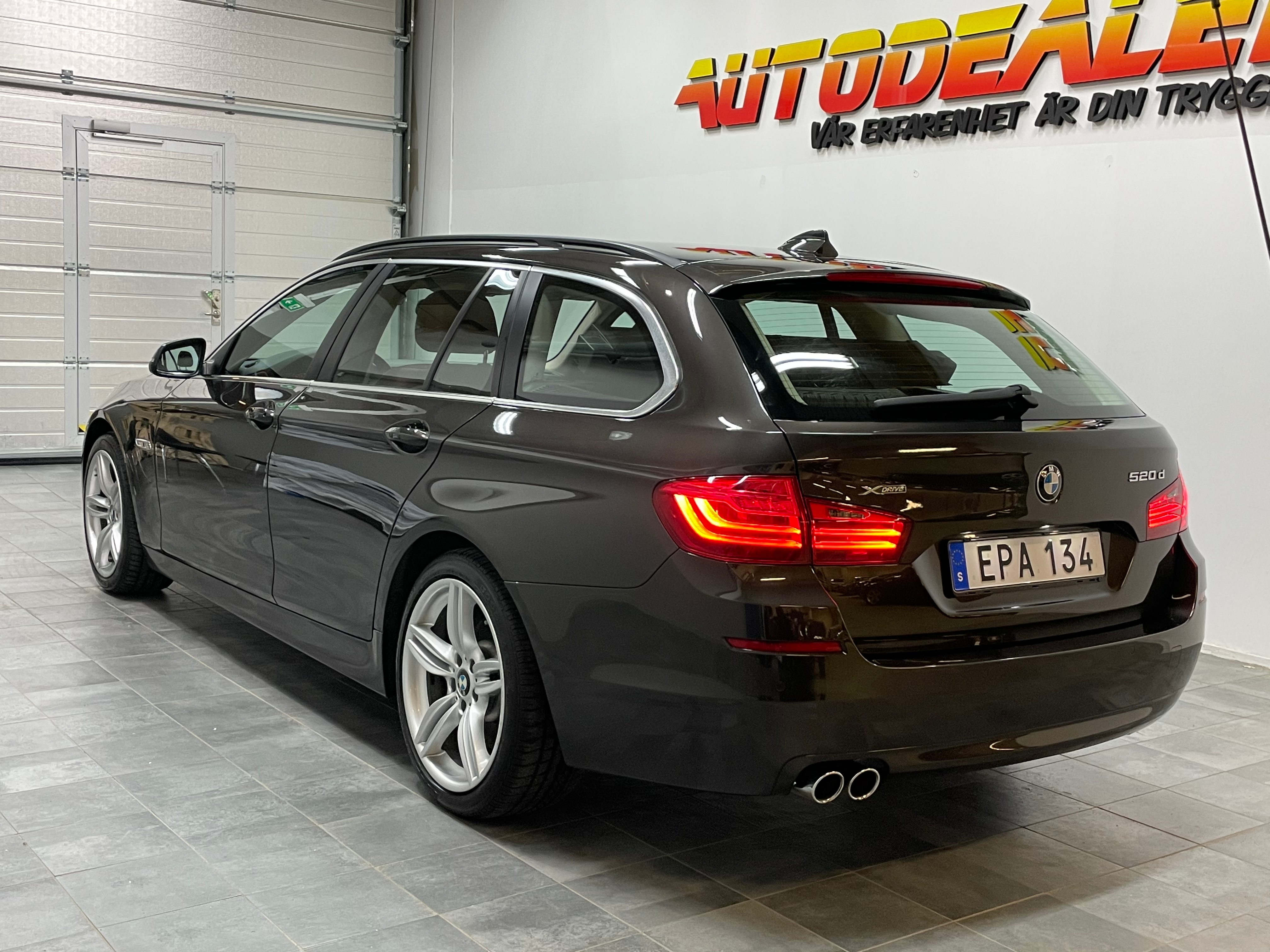 BMW 520 2015, bild 7/49