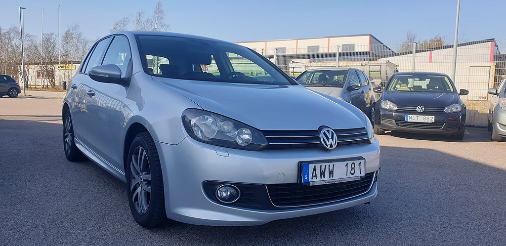 Volkswagen Golf Nybesiktigat 1.6 TDI Design, Style 105hk