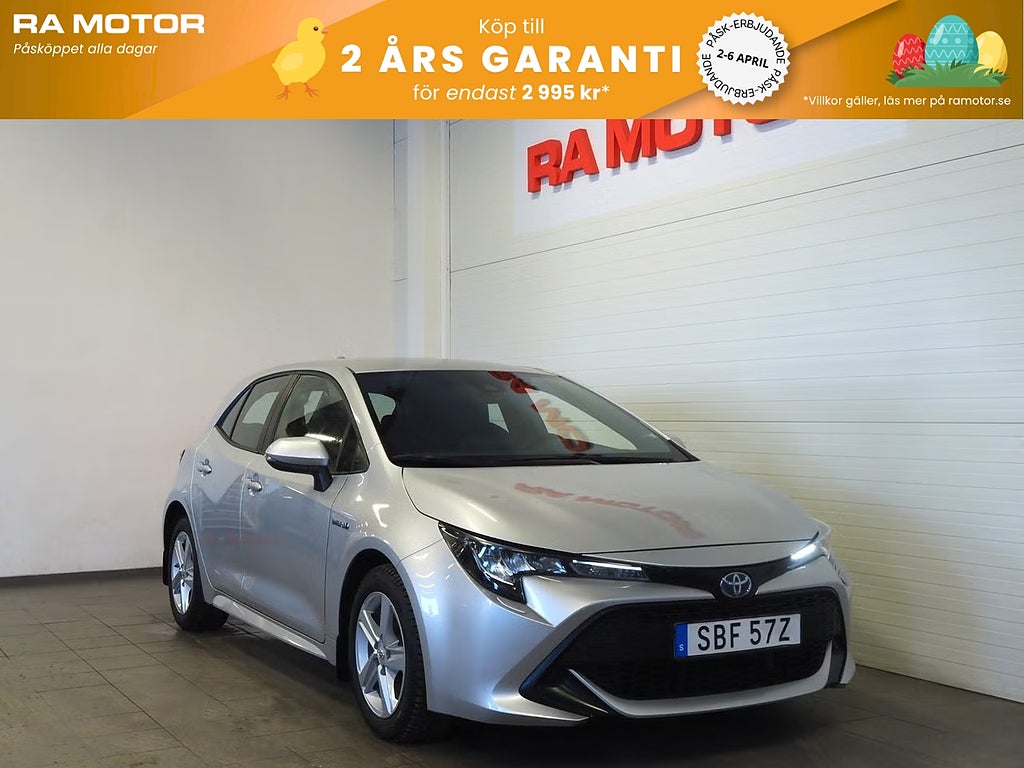 Toyota Corolla Hybrid e-CVT Life 122hk Backkamera Låga mil! 2021