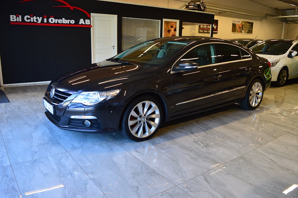 Volkswagen CC 2.0 TDI (170hk) DPF 4Motion / Låga Mil / GPS / Taklucka Nyservad