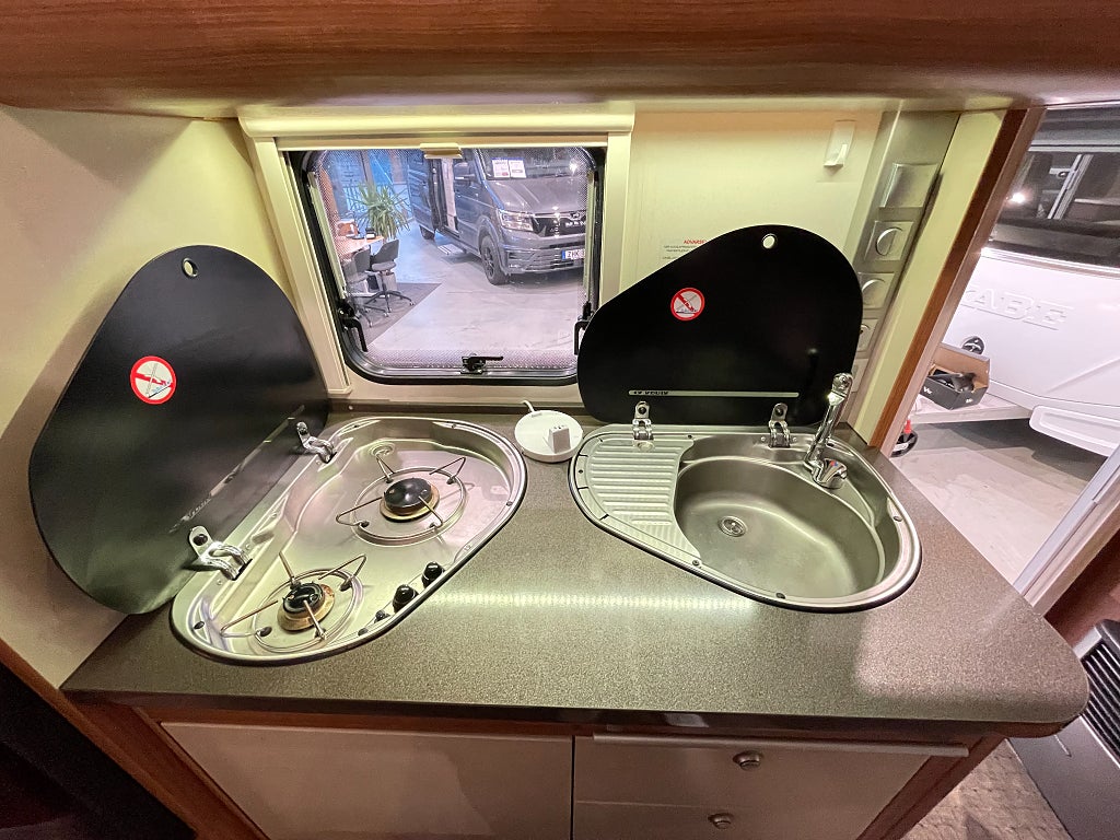 Adria Adora 513 TK /Barnkammare/Mover/6 bäddar/995kr/månad - Adria