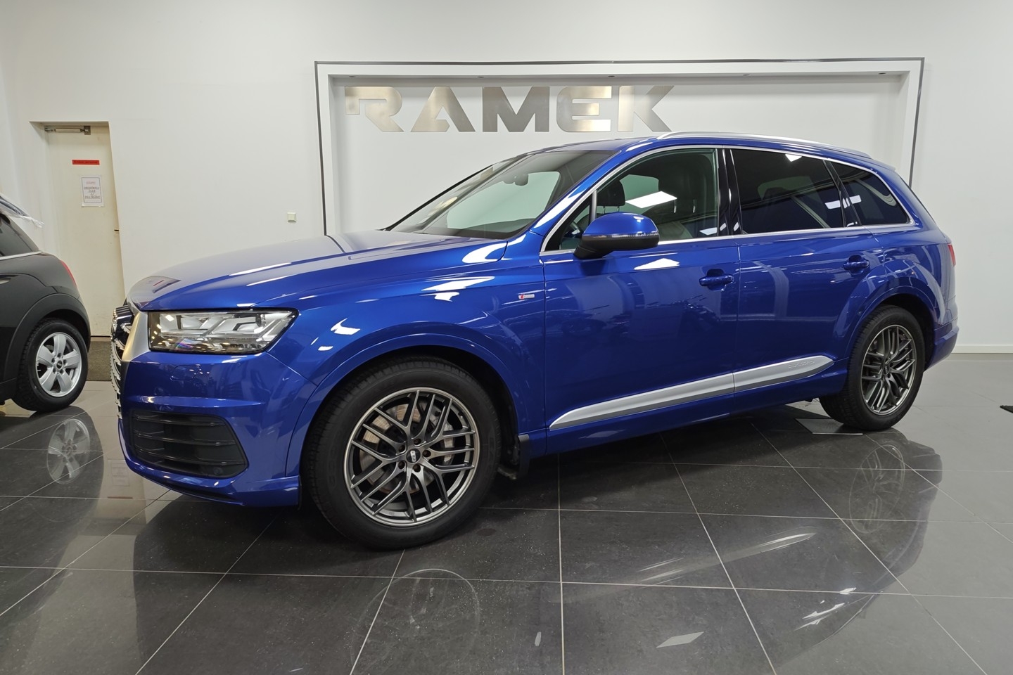 Audi Q7 3.0 TDI V6 quattro S Line 2016, bild 6/32
