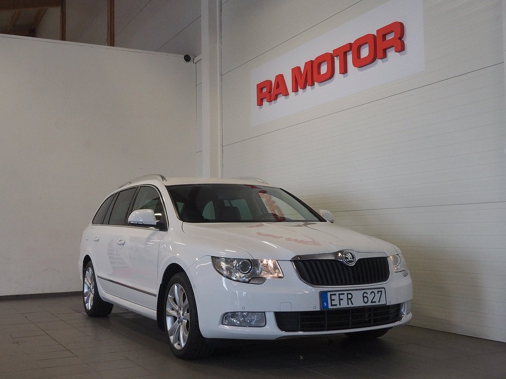 Skoda Superb Kombi 1.8 TSI Aut | Drag | P-Sensorer 2012