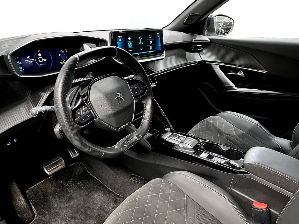 Bild på Peugeot E-2008 GT Pack 50kWh 136hk Aut B-KAMERA CARPLAY
