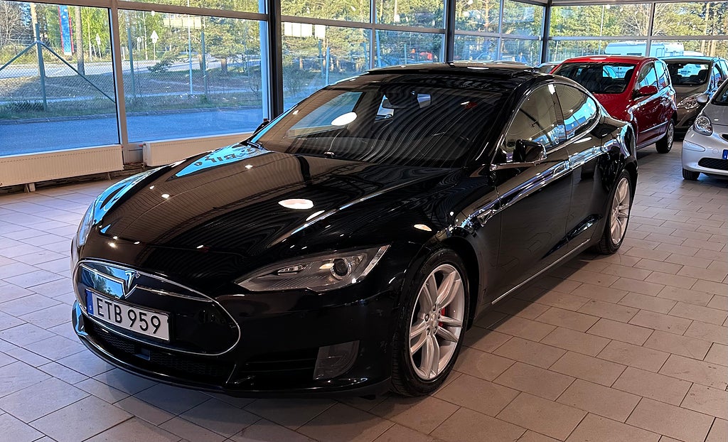 Tesla Model S 70D Gratis Superchage, Luftfjädring, Panorama