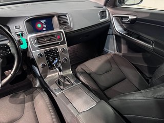 Volvo V60 Cross Country D4 AWD Classic Drag Kamera Dvärm SoV