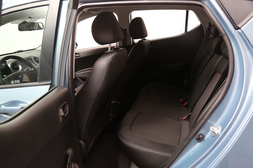 Hyundai i10 1,0 67hk Trend 5D  I Carplay I P-sensor I Motorvärmare 2019