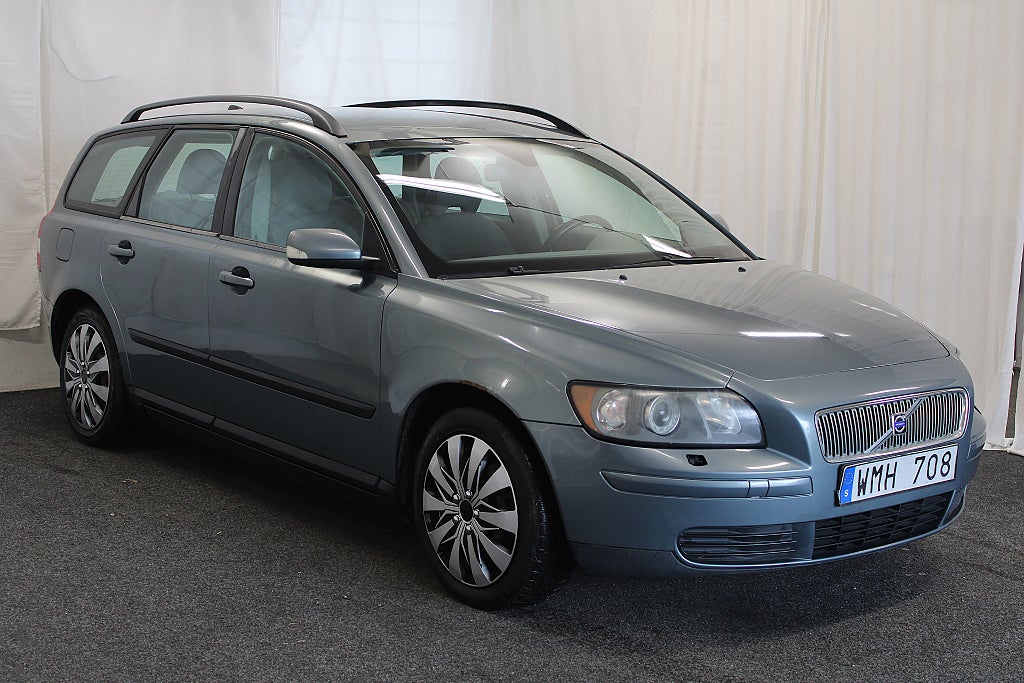 Volvo V50 2.4 | Ny kamrem | Nybesiktigad | Dragkrok | 140hk 