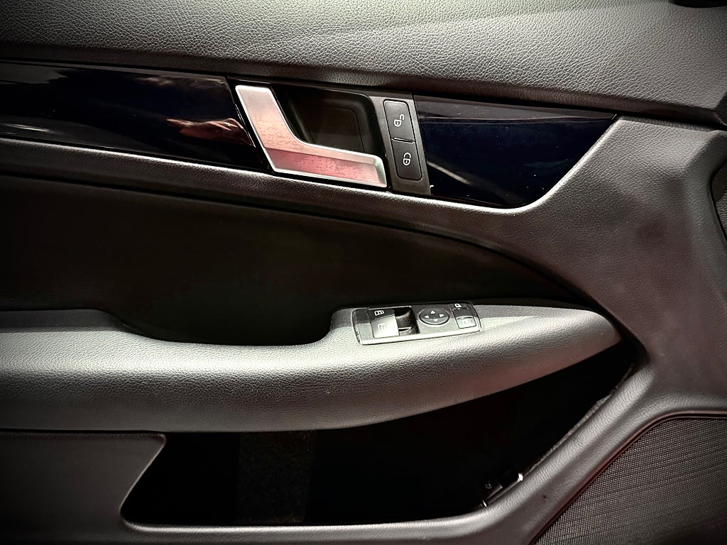 Mercedes-Benz C 180 Coupé AMG 6900mil - bild 9