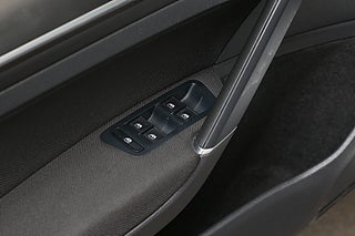 Halvkombi Volkswagen Golf 10 av 25