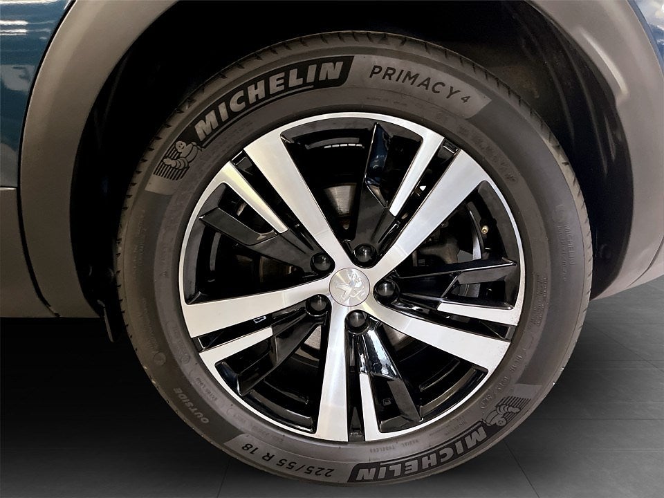 Bild på Peugeot 3008 GT 1.2 PT 130hk Aut - B-KAMERA, CARPLAY